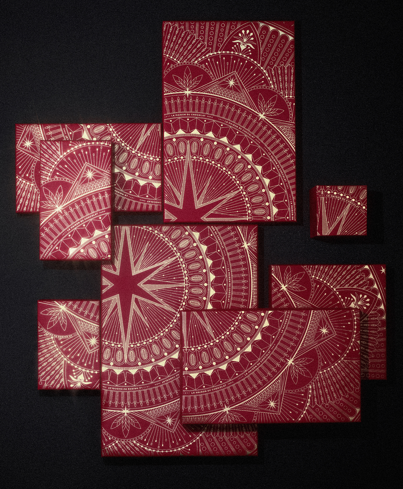 Calendrier de l'avent rouge et doré, s'inspirant de l'architecture Parisienne